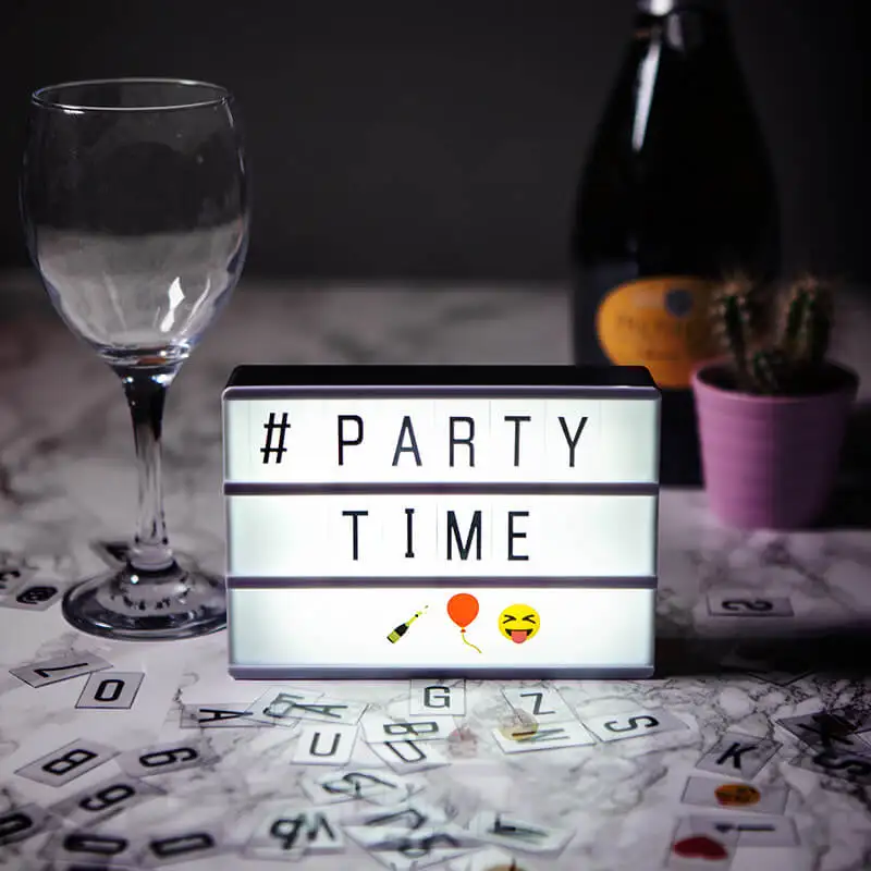 
A6 size Cinematic DIY Mini LED Letter Lamp Cinema Light Box with 90 Letters 