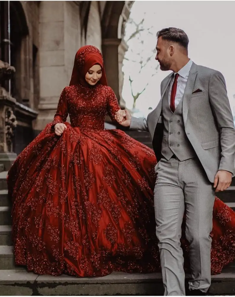 Ball Gown Abaya Muslim Wedding Dresses 2019 Luxury Beaded Lace Appliques Bride Dresses Prom Gowns