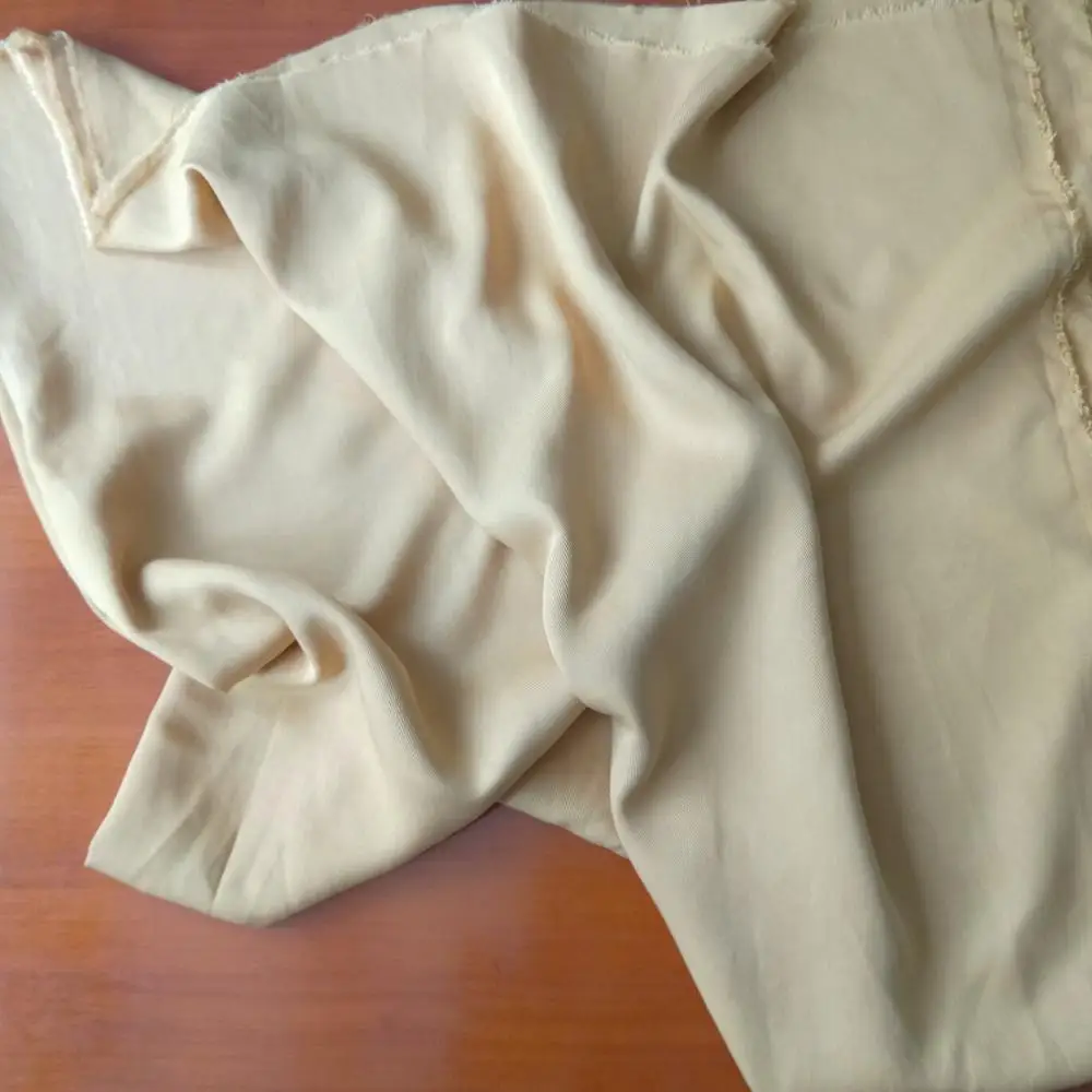 Нет минимального заказа в наличии, Песочная моющаяся вискозная ткань Cupro для платья или рубашки