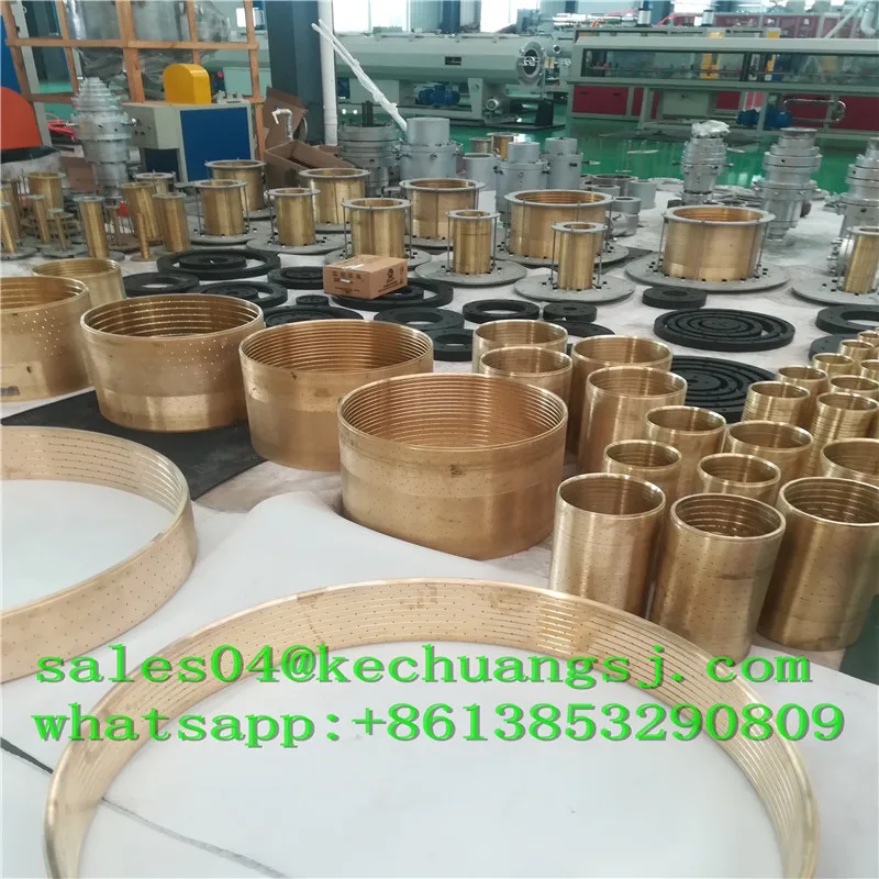 Calibration sleeves for plastic pipe extrusion mould