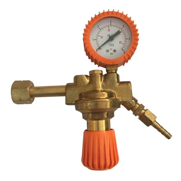 Italy propane regulator with one gauge for pressure gauge