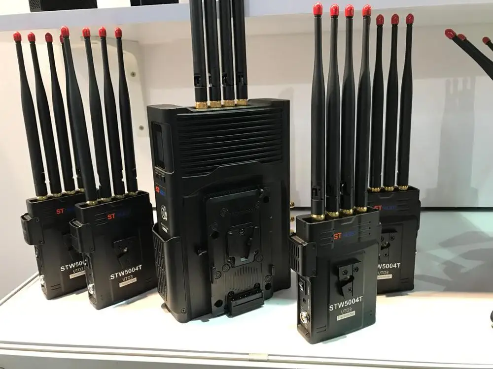 Professional wireless transmission system with 4 transmitters senders to 1 receiver and 500m distance no latency