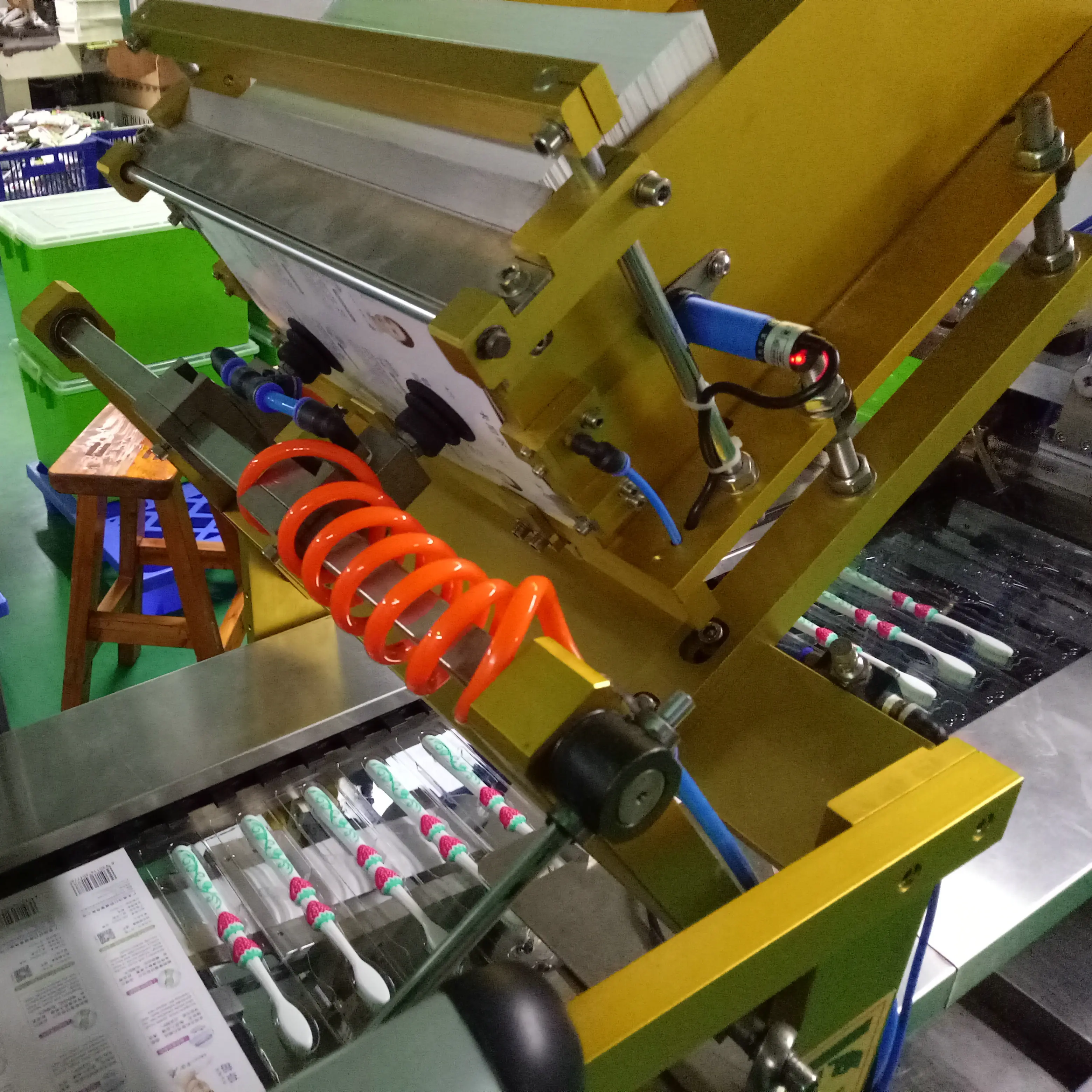 Intelligent toothbrush packing machine production line toothbrush production line