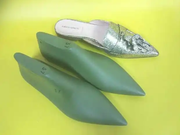 Super pointed plastic shoe lasts for ladies leather slippers shoe making