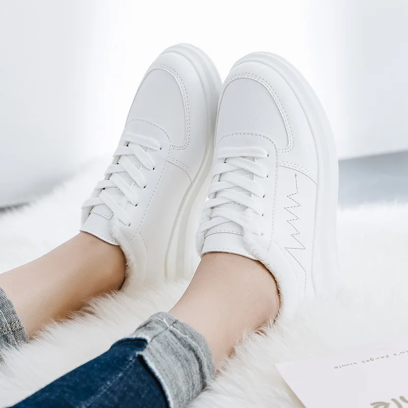 Low cut UP upper student winter shoes woman daily outdoor walking shoes factory price directly