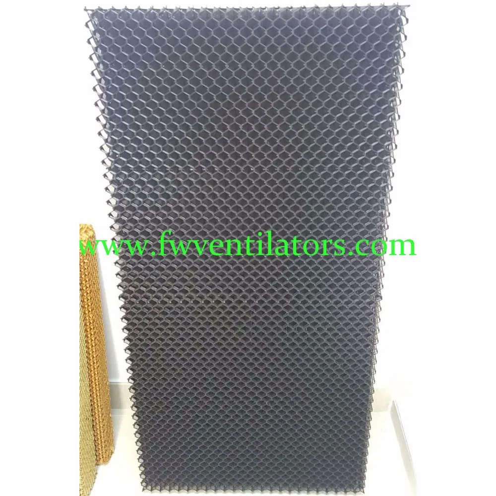 Система водоснабжения для свиного дома птицефабрики пластиковая прохладная подкладка