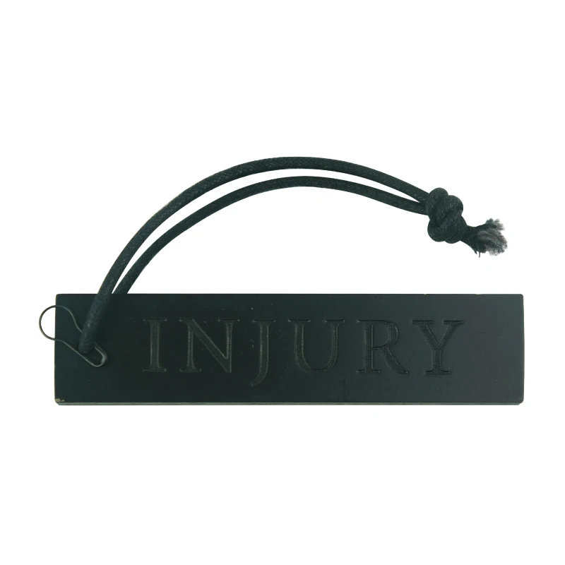 Luxury Design Custom Embossed Hang Tags 800gsm Black Cardboard Garment Tags Clothing Labels 888