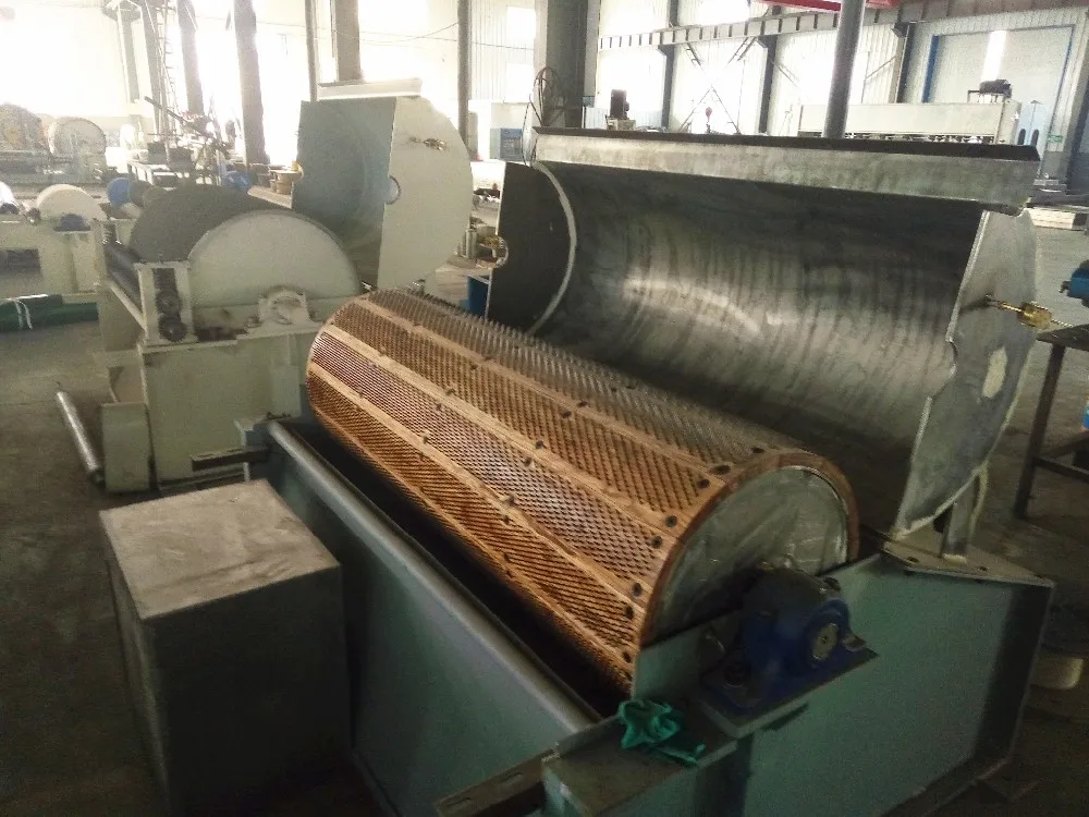 Card fillet or screw-plate for non-woven fabric parts