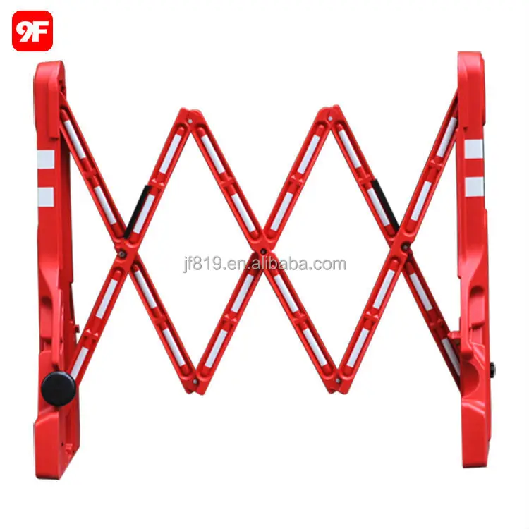 Plastic expandable portable traffic safety barrier fence