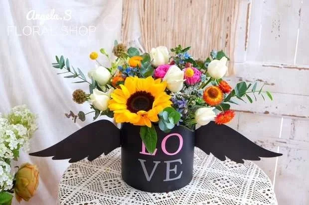 
Cocostyles diy unique round flower box with angel wings for sweet wedding party events gift box 