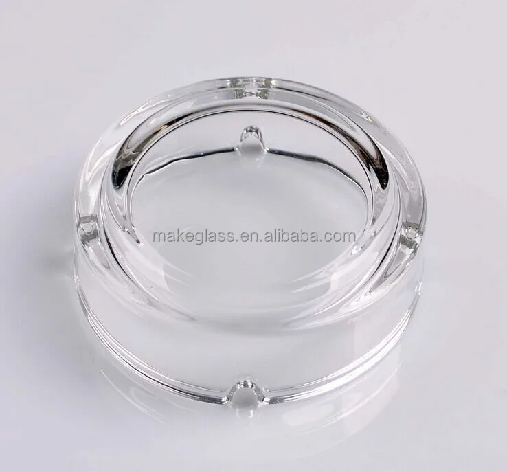 TRANSPARENT GLASS ASHTRAY