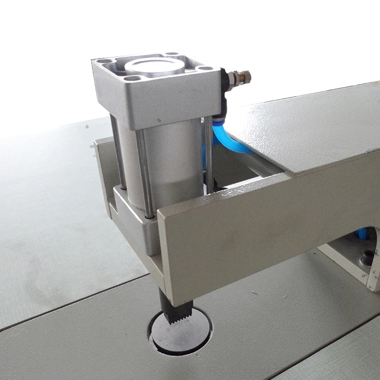 
New design ultrasonic embossing machine 