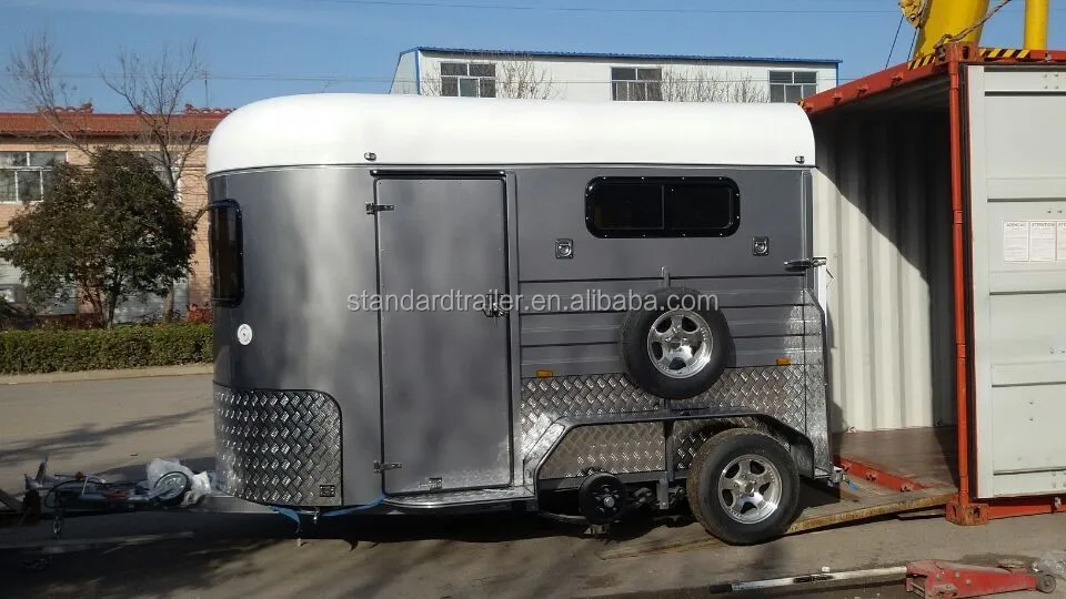 
2 HSL extended float with a front tack box 