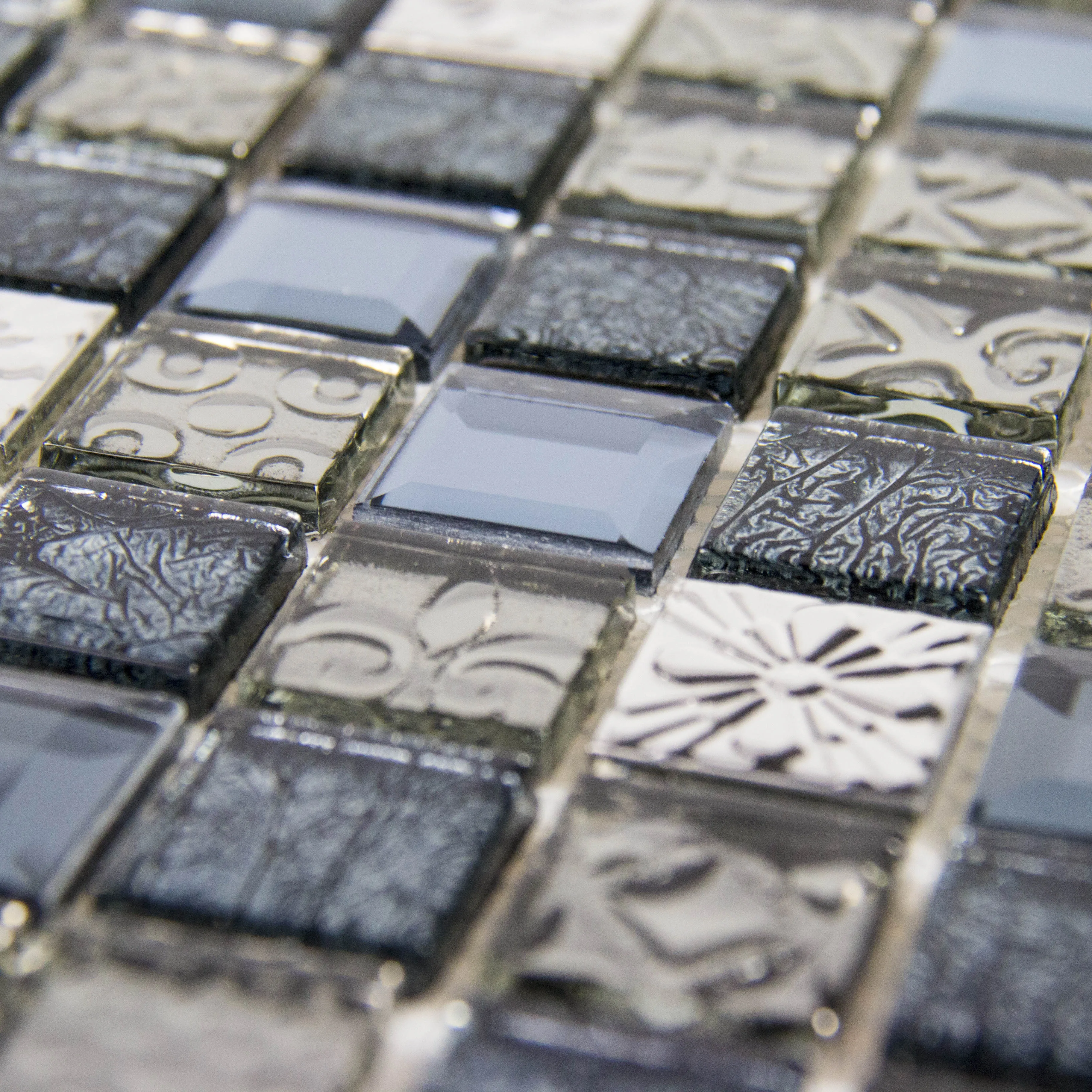 Foshan factory 3D mirror foil pattern crystal stainless steel mosaic for wall bathroom kitchen backsplash