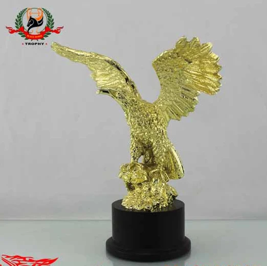 Custom american eagle statue Awards Golden Resin Eagle Statue Trophy Cup