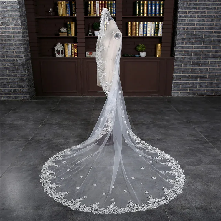 
In Stock 3m long Ivory bridal wedding veils 