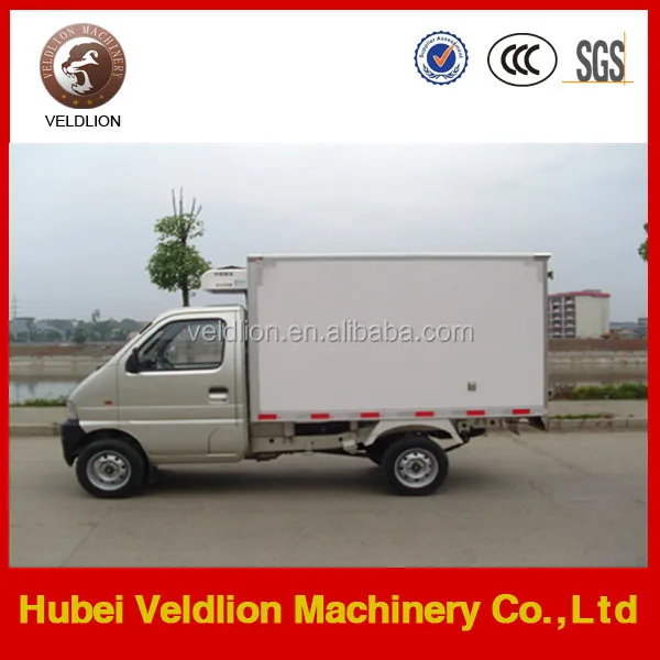 Changan 4*2 0.5ton gasoline mini refrigerated truck for sale