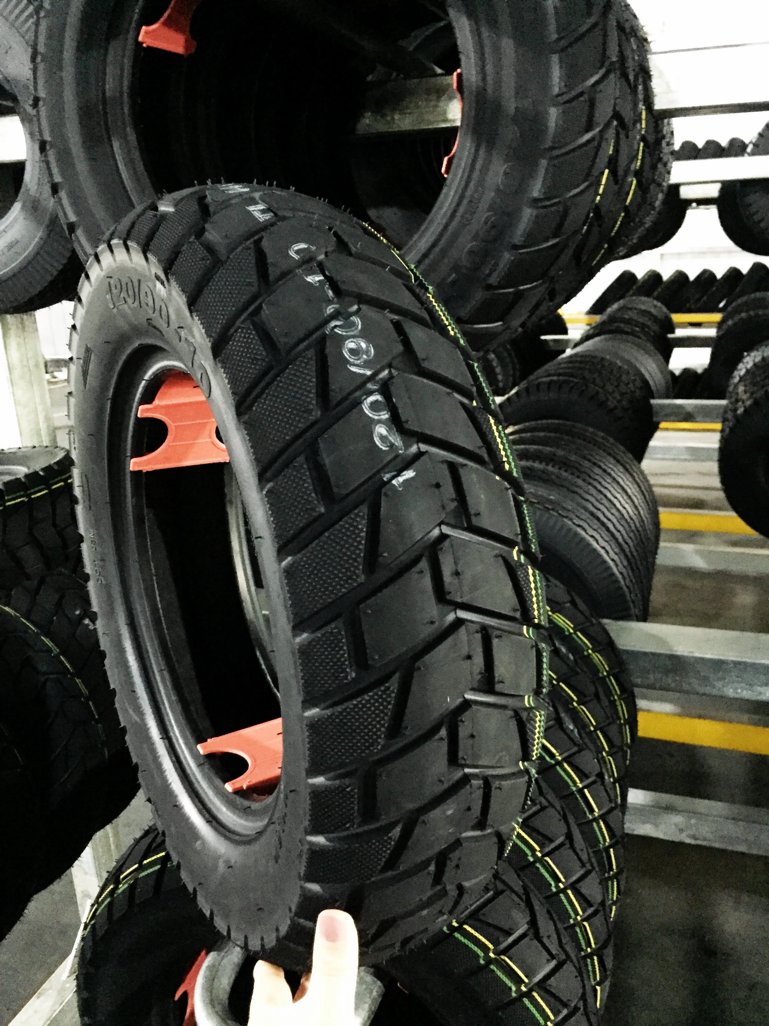 
tubeless 120/90-10 6PR 8PR Chinese manufacturer scooter tire 