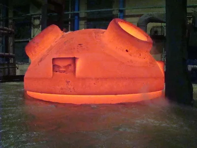 Hot Formed hemispherical dish head