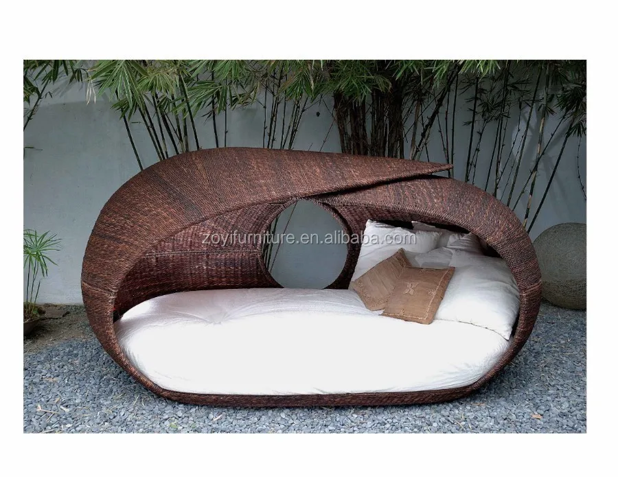 
Home patio beach rattan material pyamidal cocoon shaped chair outdoor wicker daybed 
