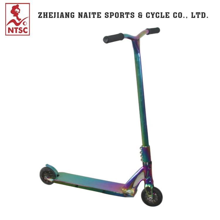 Прямая продажа с завода, индивидуальный Радужный трюковый скутер