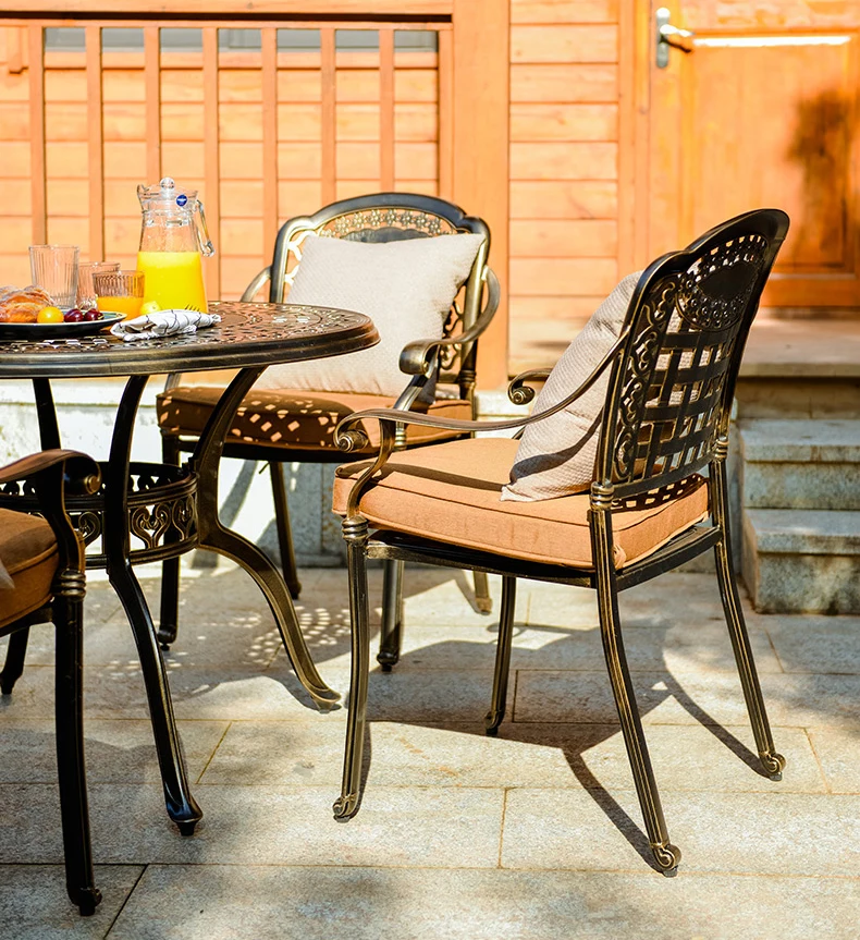 
Outdoor cast aluminum tables and chairs outdoor courtyard tables and chairs iron leisure three to five sets of garden outdoor 