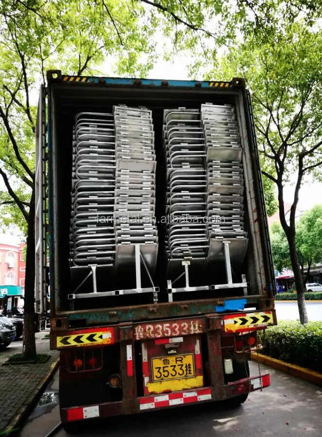 
Three Pieces Round Bale Feeders Livestock for Cattle Goats Sheep Horse hay savers farm fence metal iron hot dip galvanized 