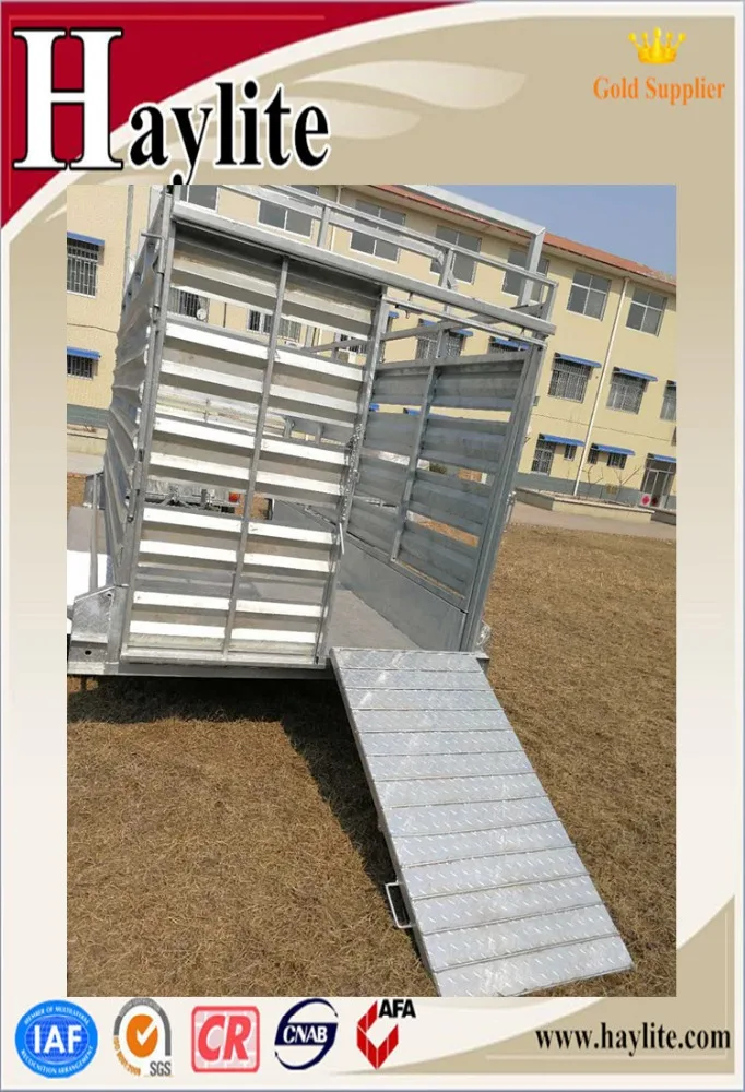 Tandem Axle Livestock Trailer Sheep Trailer with Cage Qingdao Supplier