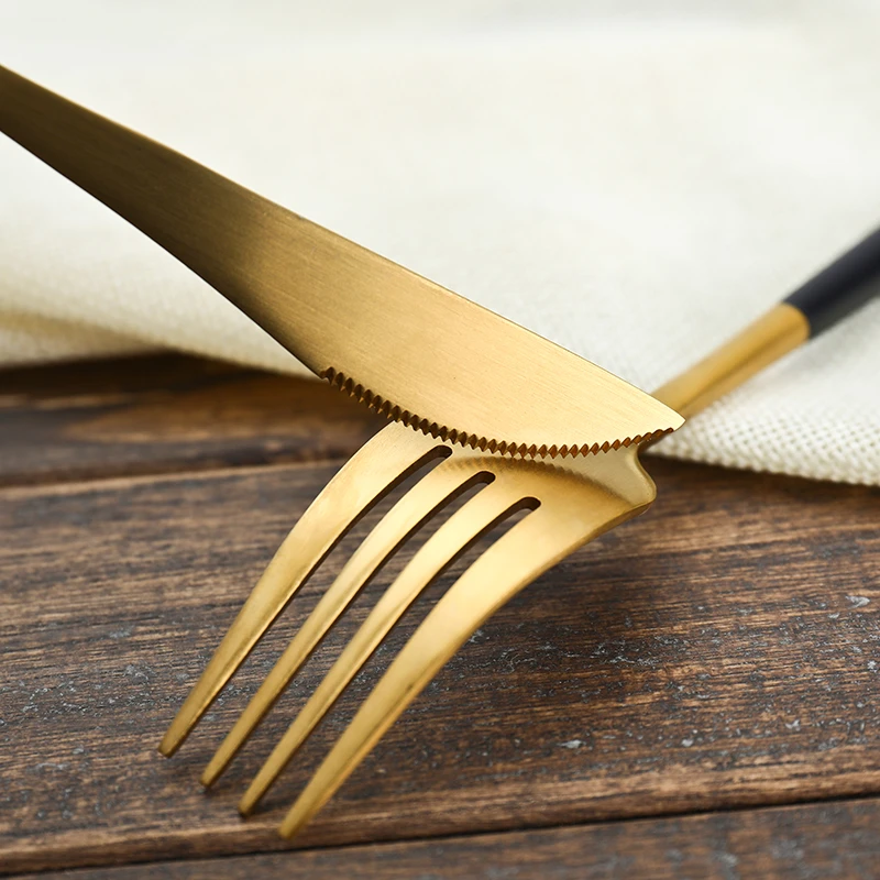 black gold cutlery_07.jpg