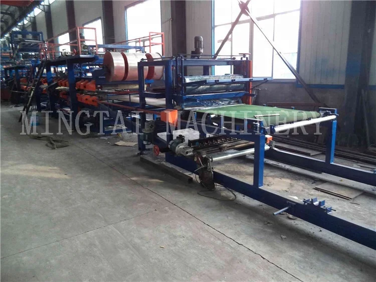 china EPS rock wool or Polyurethane pu sandwich panel machine