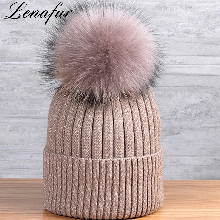 High quality female detachable raccoon pom pom warm winter fur hat
