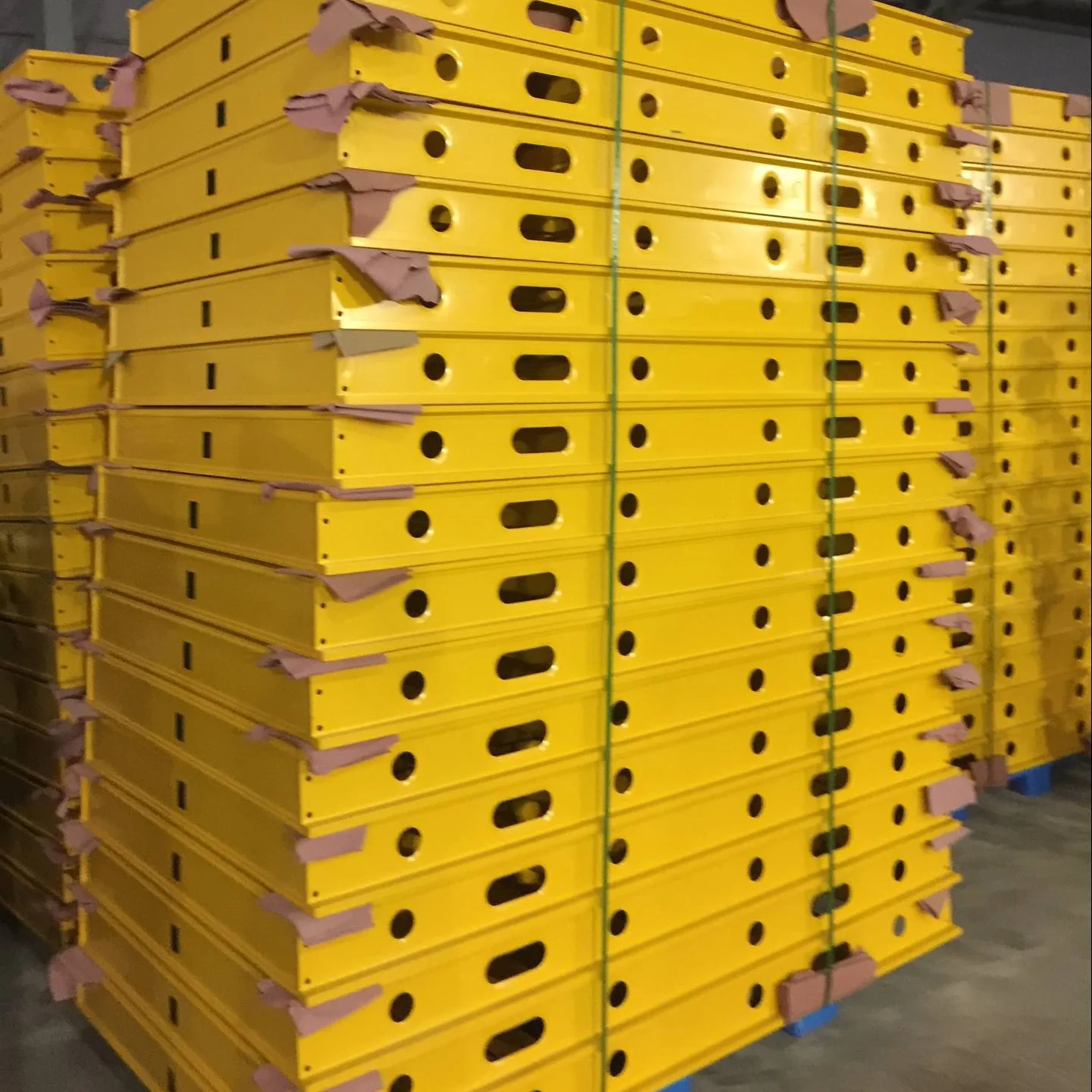 Опалубка из алюминиевой рамы по низкой цене