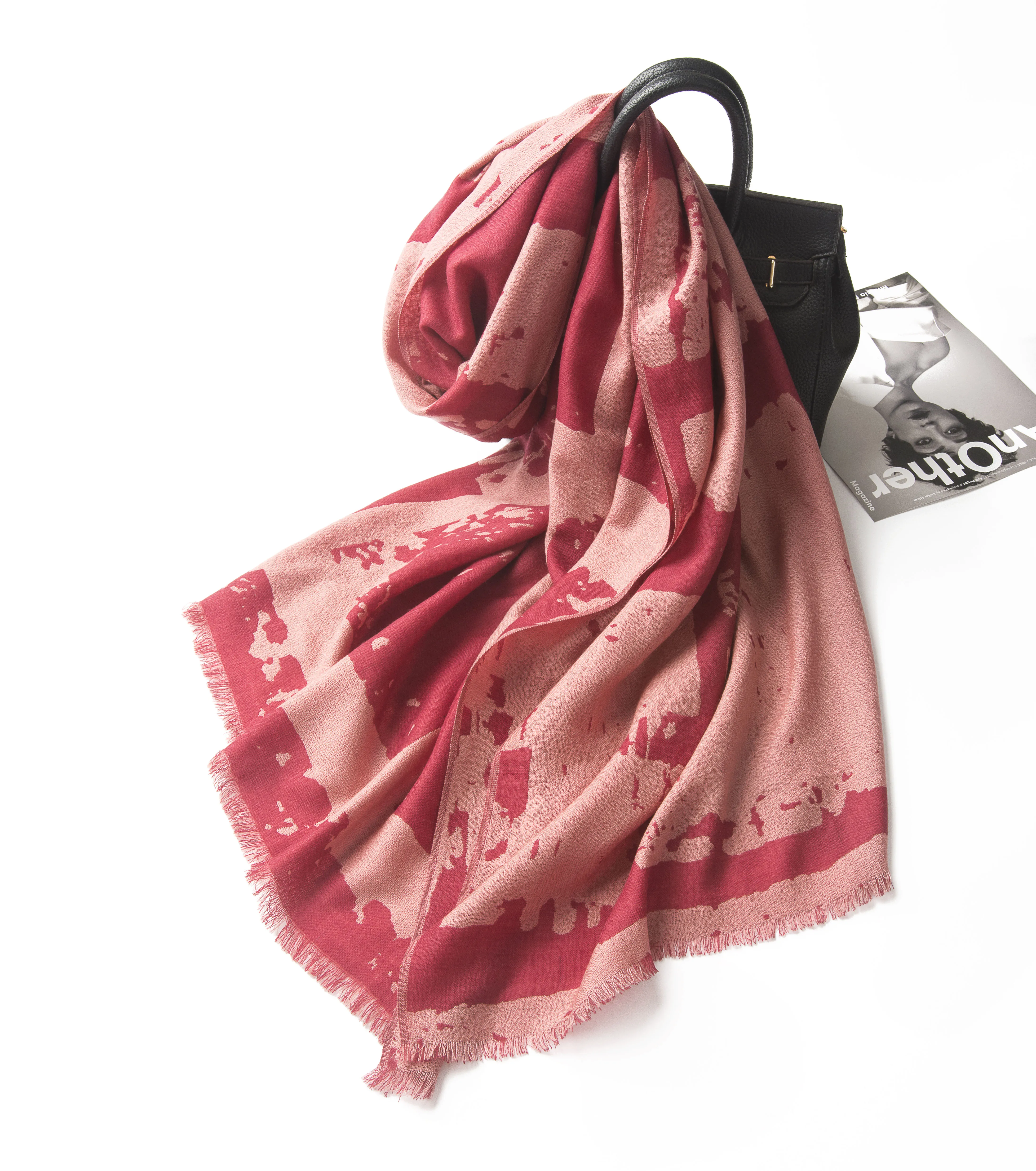 
Newest Custom Logo Autumn Winter Merino Kashmir Jacquard 100% Wool Shawl 