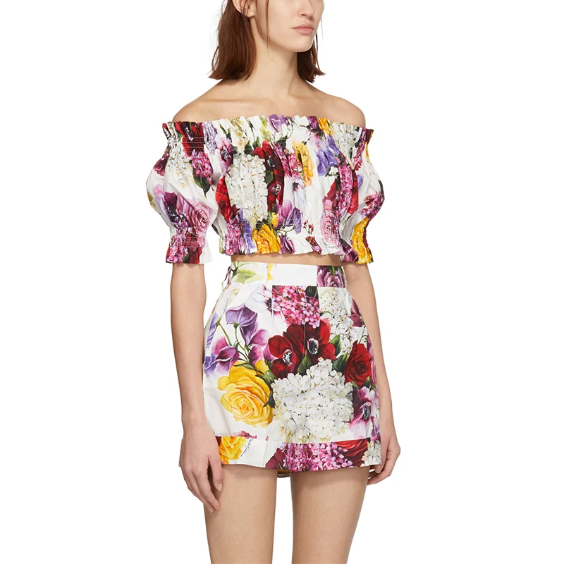 Full Floral Print Cover Up Fashionable Women Wearing Three Quater Sleeves Ruffles Neck Off the Shoulder Top Women