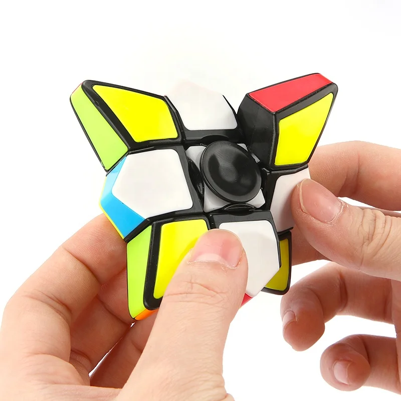 7x7x1.5cm high speed spinner cube for anti stress game