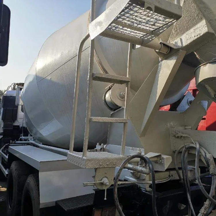 Second Hand Pf6 Engine ud nissan Concrete Mixer Truck Price