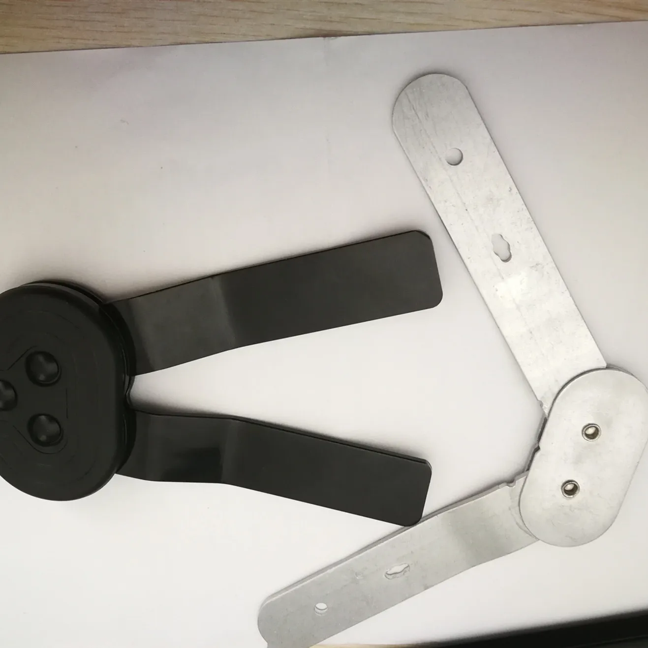 2022 Runde Medical post-op knee support  orthopedic Angle Adjustable Rom Neoprene Hinged Knee Brace and Support Bar