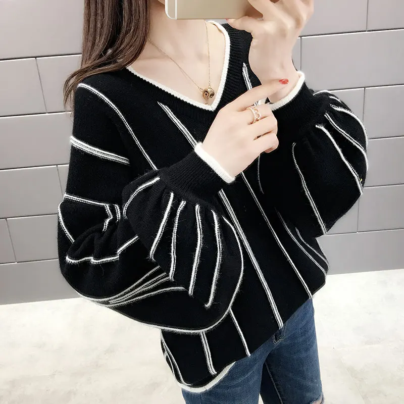 Модный Свободный женский свитер большого размера в западном стиле с глубоким v-образным вырезом и пышными рукавами