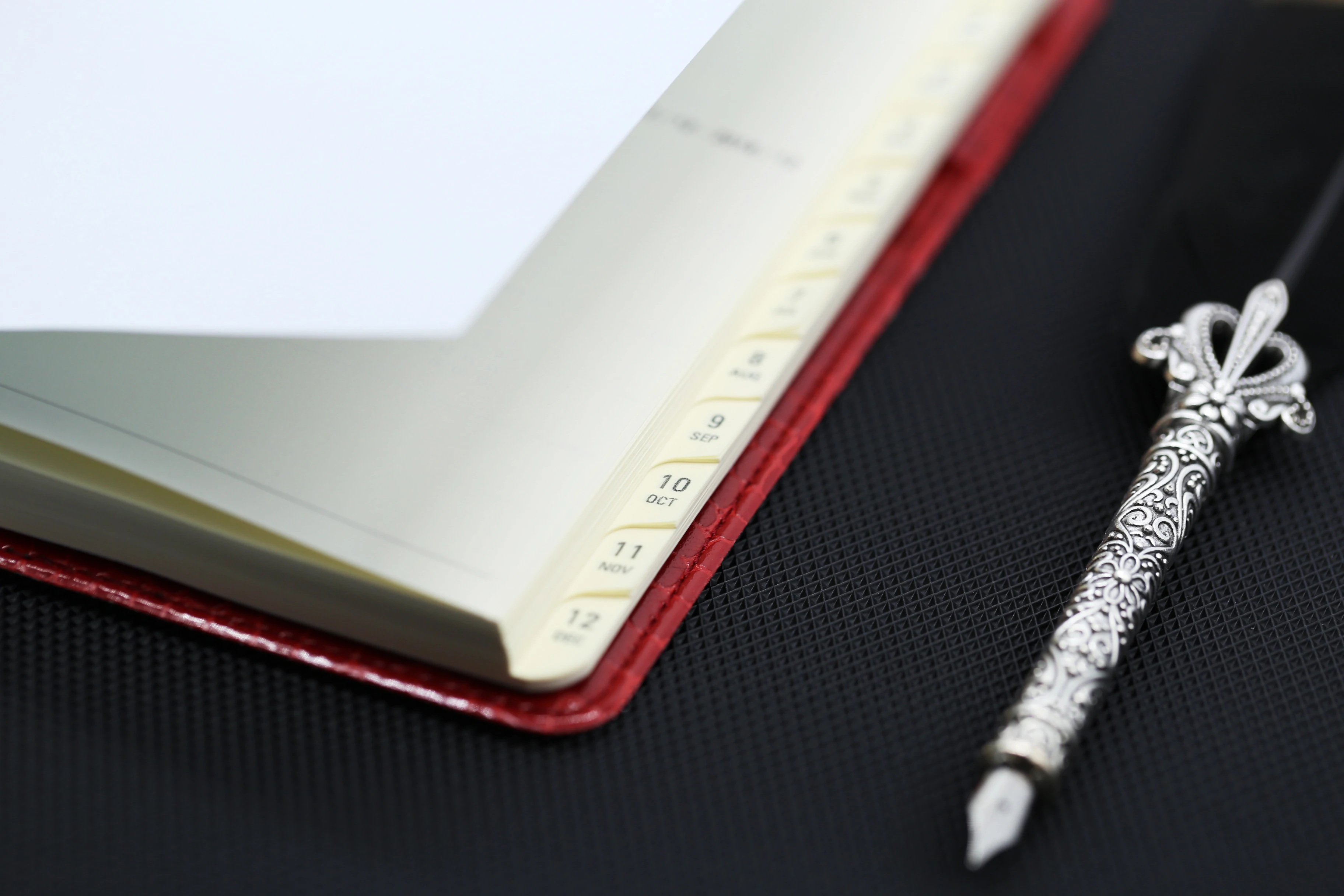 Crocodile texture PU leather cover jacket planner organizer with booklet and tabs