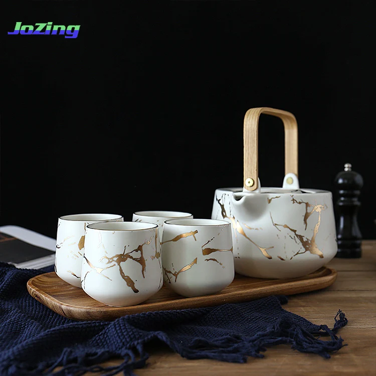 Сервис для чая из черно-белого мрамора с активным спросом Amazon, большой керамический чайный сервиз с деревянным подносом и 4 чайными чашечками
