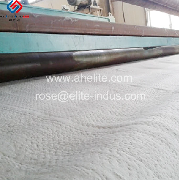 compacted clay liner for dam and landfill bentonite mat