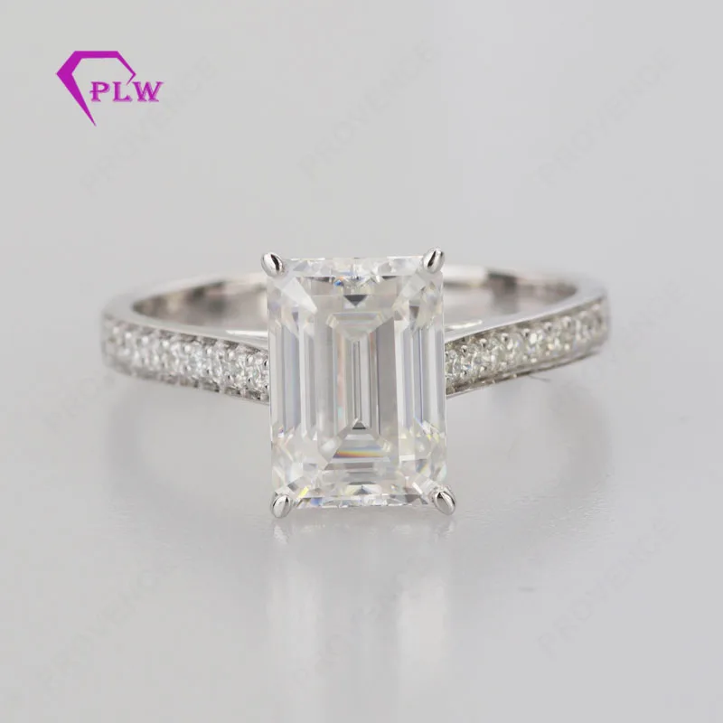 2019 Customized new emerald cut 14k white  gold ring  moissanite wedding engagement ring