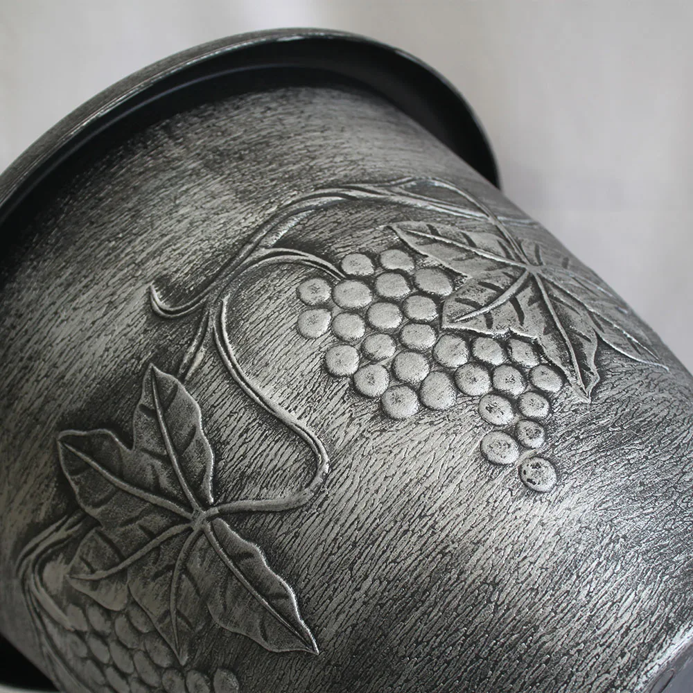 Leizisure Wholesale 6/8 /10/12/15 Inch Round Bronze Garden Indoor Outdoor Planting Plastic Planter