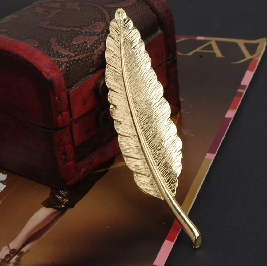 Custom design 10cm*2.3cm gold plated feather alloy brooch