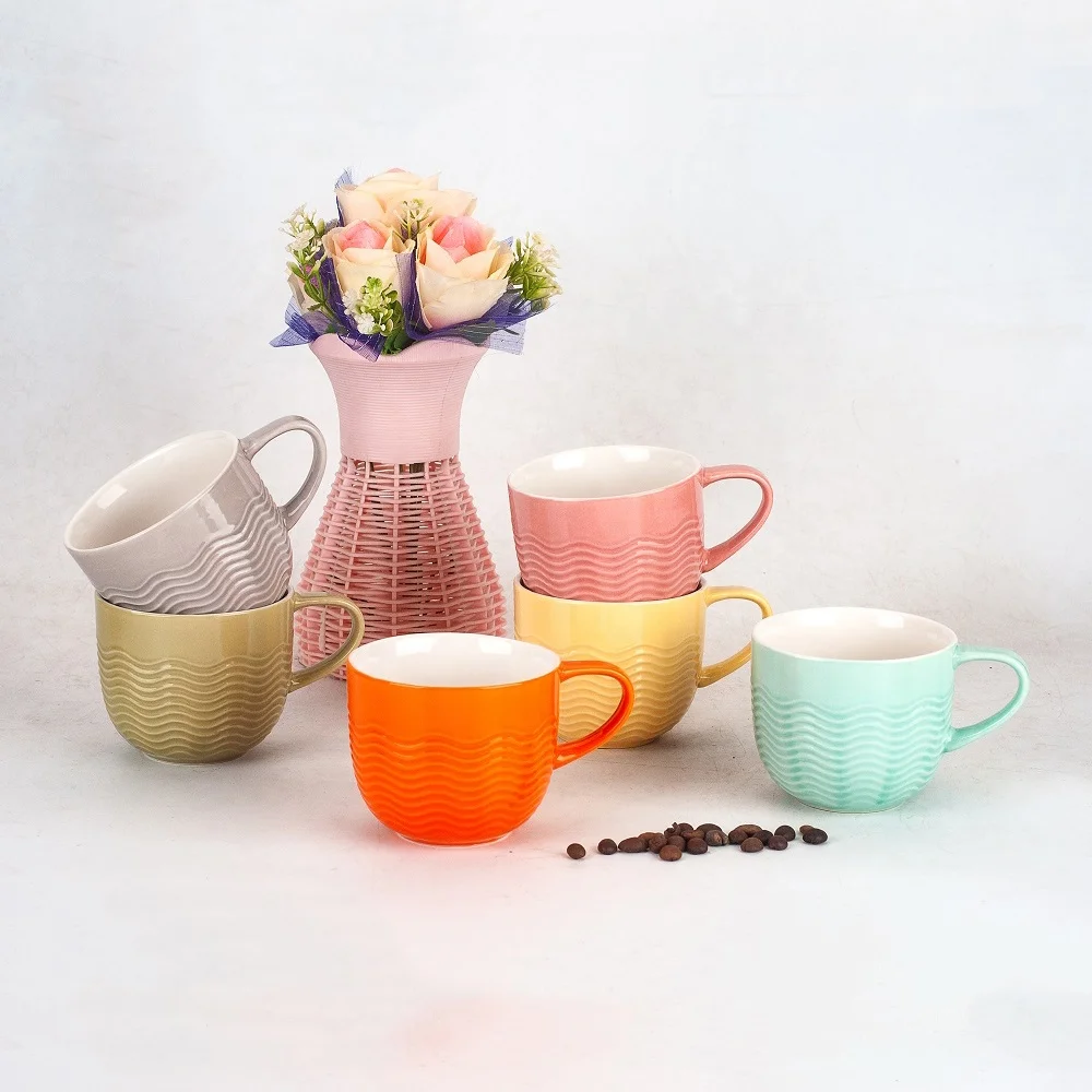 Microwave safe 450ml embossed ceramic soup mug