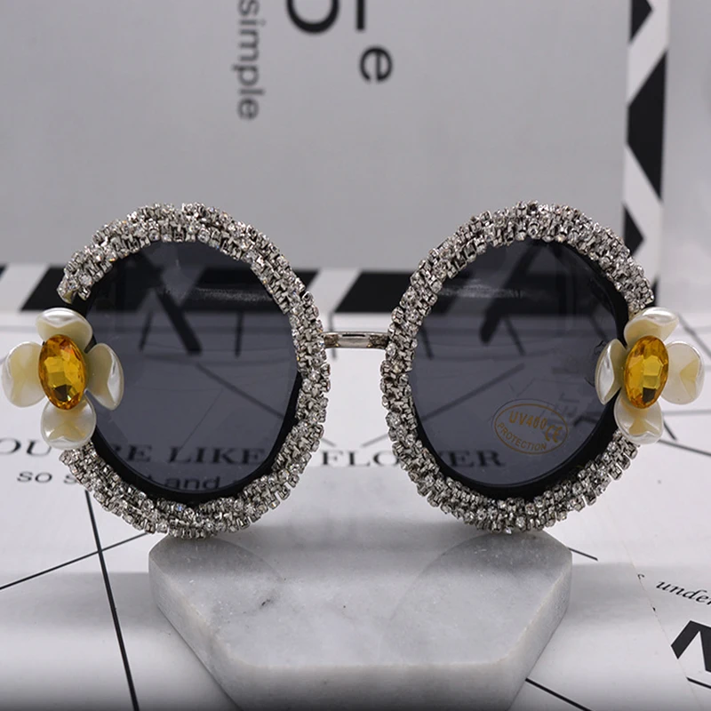 GUVIVI Diamond sunglasses from italy design round bling flower  Fashion luxury sunglasses with diamonds