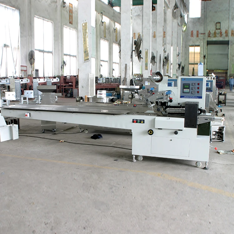 Шоколад Швейцарский Ролл торт горизонтальная Подушка яичный рулет печенье упаковочная машина JY-300/DXD-300