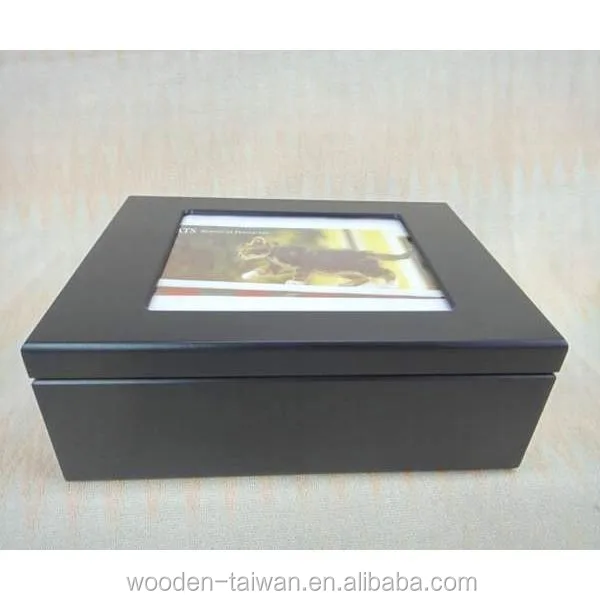 
Wooden photo box for pets urn 