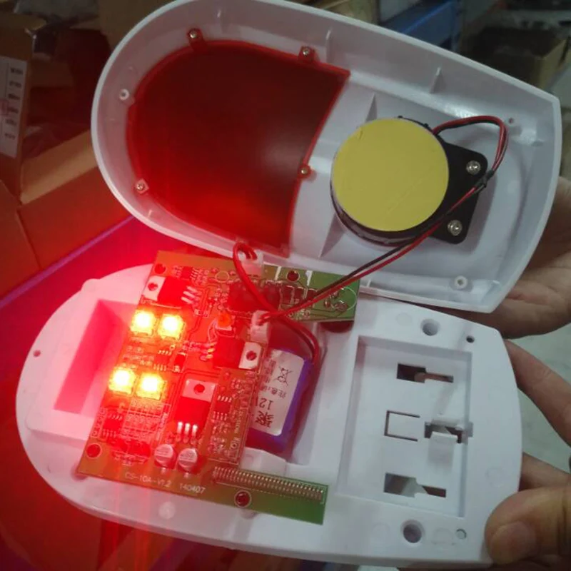 Waterproof Wireless Sound Light Alarm System Used in Toliet Wireless Nurse Call SOS Alarm Machine with Remote