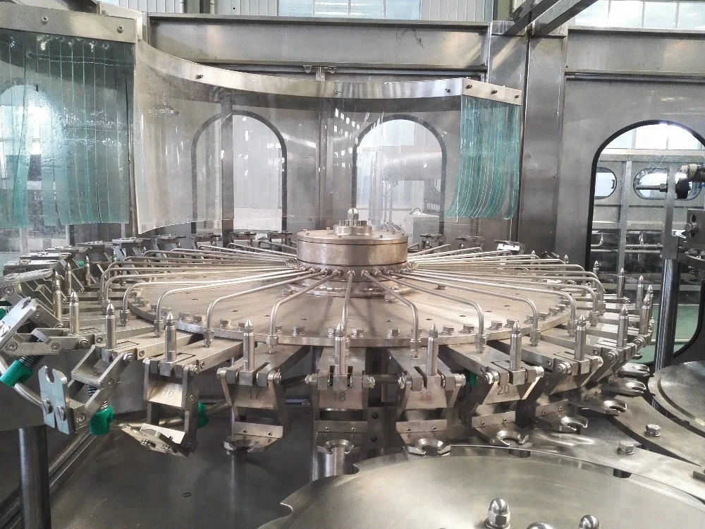 Automatic Drinking Water Filling Machine In Pet Bottles